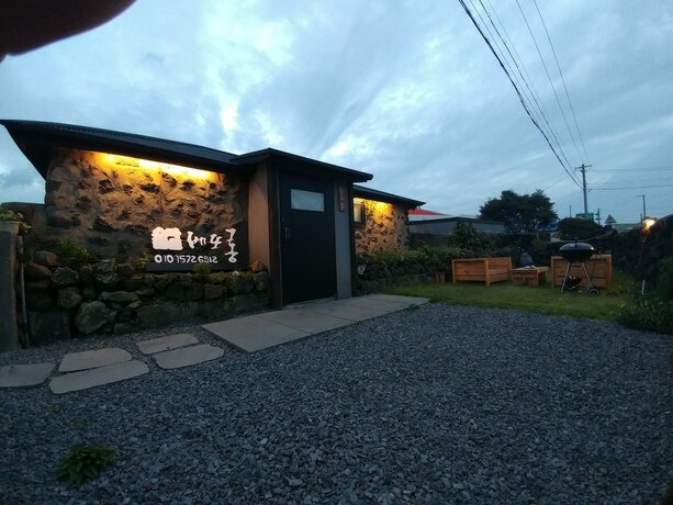 Imagen de la habitación del Hotel Baettorong Hado. Foto 27