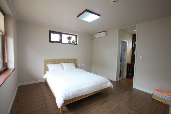Imagen de la habitación del Hotel Baettorong Jinni. Foto 25
