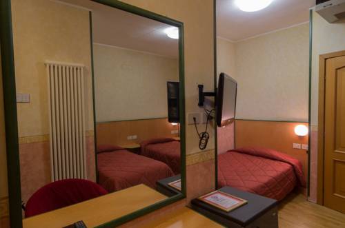 Imagen de la habitación del Hotel Baffo Rosso. Foto 10