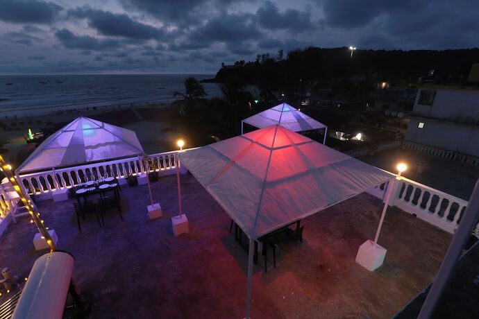 Imagen de la habitación del Hotel Baga Beach Myron. Foto 19