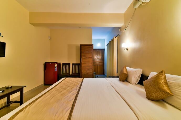 Imagen general del Hotel Baga Fantacia Beach Inn. Foto 12