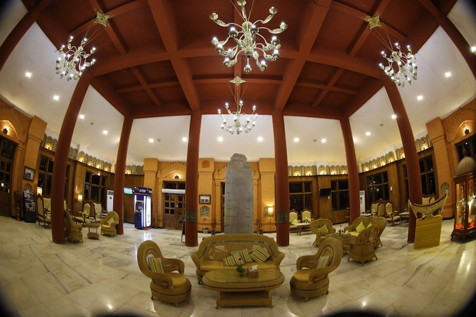 Imagen de los interiores del Hotel Bagan River View. Foto 17
