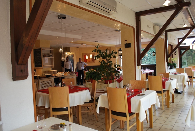 Imagen del bar/restaurante del Hotel Bagatelle, Paris Nord Roissy. Foto 6