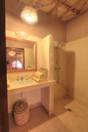 Imagen de la habitación del Hotel Bagdad Cafe. Foto 13