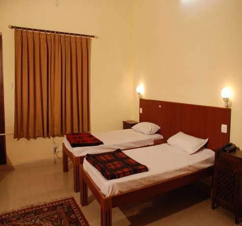 Imagen de la habitación del Hotel Bagga Vilas. Foto 4