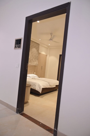 Imagen de la habitación del Hotel Bagla Atithi Banaras. Foto 7