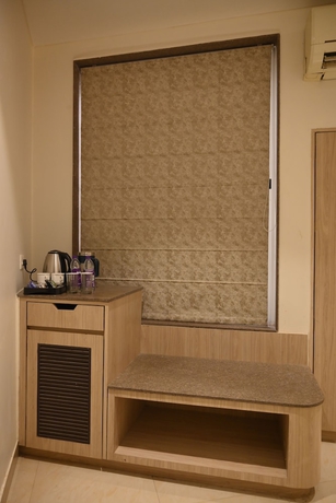 Imagen de la habitación del Hotel Bagla Atithi Banaras. Foto 11