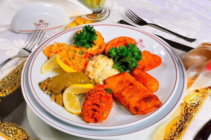 Imagen del bar/restaurante del Hotel Baglar Saray. Foto 3