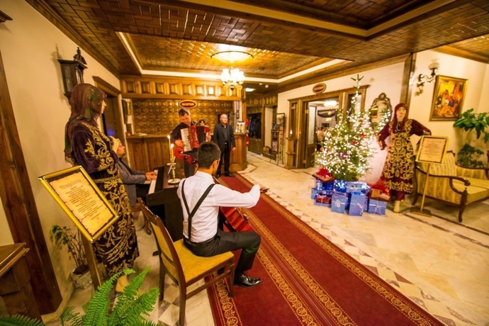 Imagen de los interiores del Hotel Baglar Saray. Foto 15