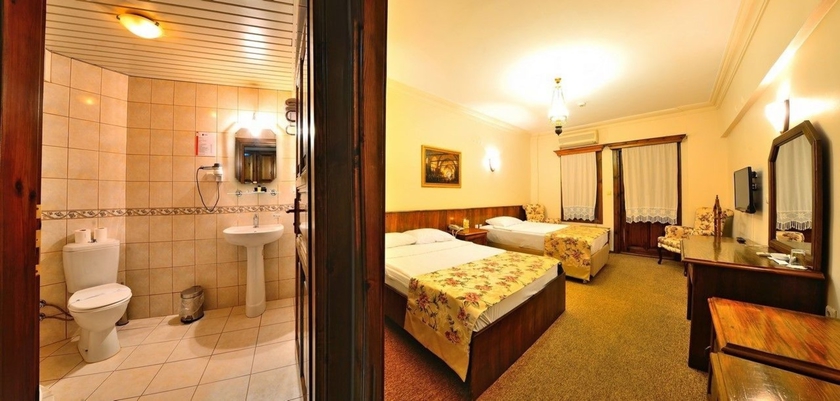 Imagen de los interiores del Hotel Baglar Saray. Foto 19