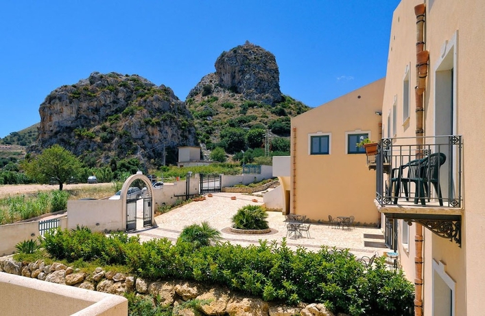 Imagen de la habitación del Hotel Baglio Di Scopello. Foto 13