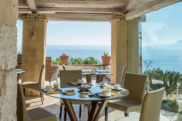 Imagen del bar/restaurante del Hotel Baglio La Porta Di San Gerardo. Foto 3