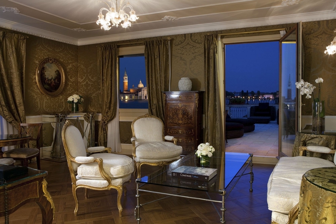 Imagen de los interiores del Hotel Baglioni Hotel Luna - The Leading Hotels Of The World. Foto 13