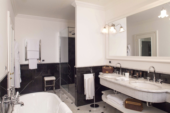 Imagen de la habitación del Hotel Baglioni Hotel Luna - The Leading Hotels Of The World. Foto 8