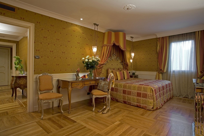 Imagen de la habitación del Hotel Baglioni Hotel Luna - The Leading Hotels Of The World. Foto 9