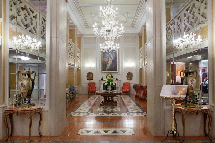 Imagen de los interiores del Hotel Baglioni Hotel Luna - The Leading Hotels Of The World. Foto 15