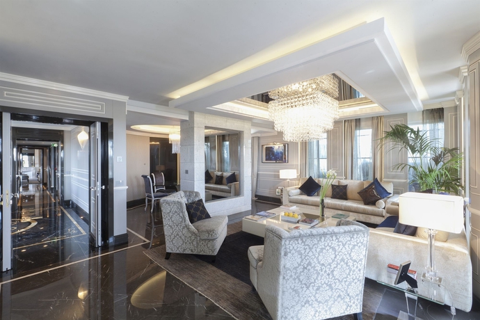 Imagen de los interiores del Hotel Baglioni Hotel Regina - The Leading Hotels Of The World. Foto 15