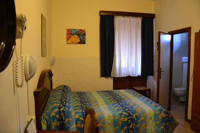 Imagen de la habitación del Hotel Bagnaia. Foto 8