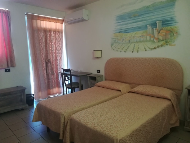 Imagen de la habitación del Hotel Bagnaia. Foto 12