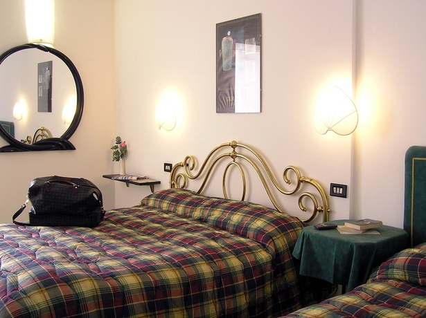 Imagen de la habitación del Hotel Bagnaia. Foto 14