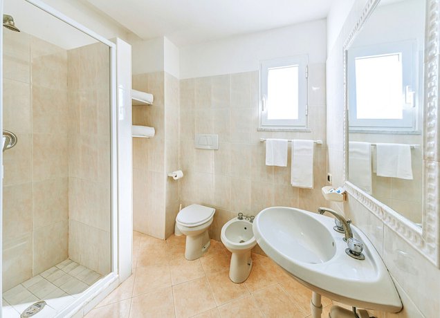 Imagen de la habitación del Hotel Bagnitiello. Foto 18