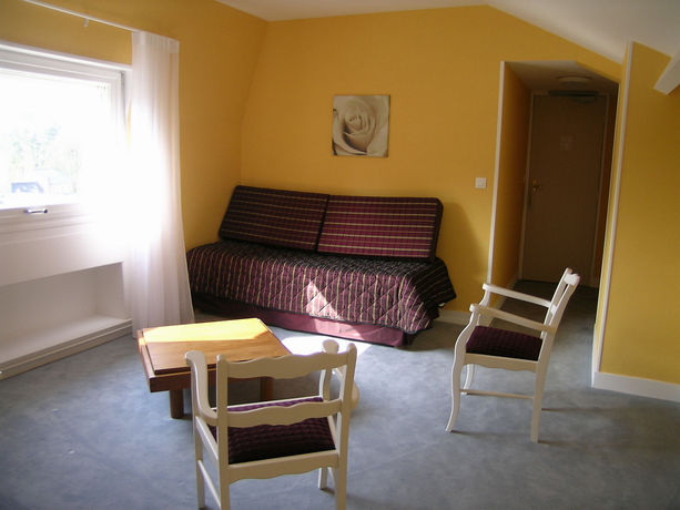 Imagen de la habitación del Hotel Bagnoles. Foto 8