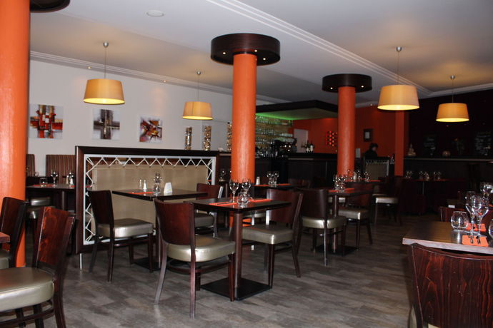 Imagen de la habitación del Hotel Bagnoles. Foto 10