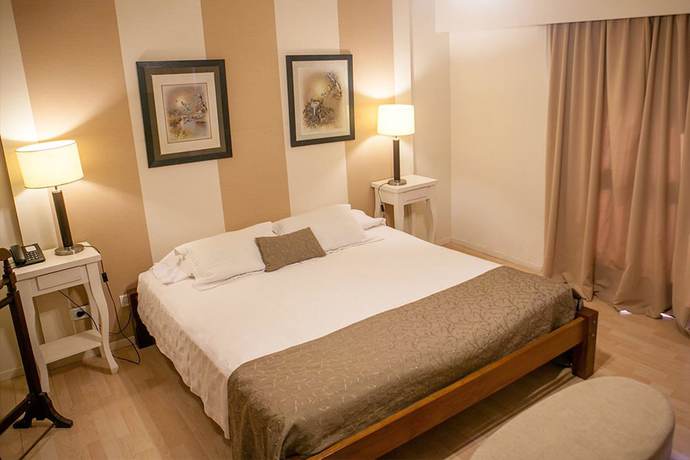 Imagen de la habitación del Hotel Bagu Pinamar. Foto 3