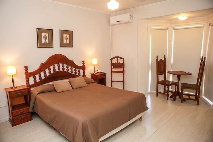 Imagen de la habitación del Hotel Bagu Pinamar. Foto 12