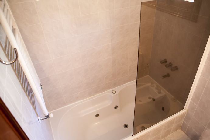 Imagen de la habitación del Hotel Bagu Pinamar. Foto 16