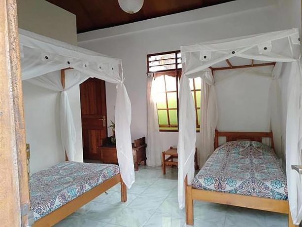 Imagen de la habitación del Hotel Bagus Bay Guest House. Foto 2