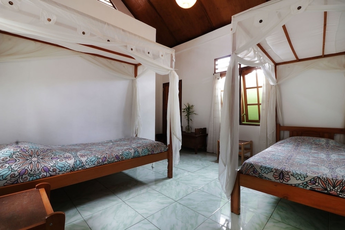 Imagen de la habitación del Hotel Bagus Bay Guest House. Foto 3