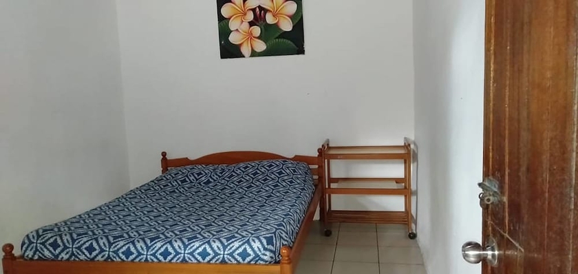 Imagen de la habitación del Hotel Bagus Bay Guest House. Foto 4