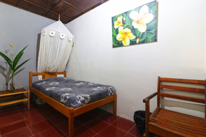Imagen de la habitación del Hotel Bagus Bay Guest House. Foto 15
