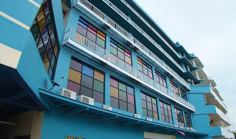 Imagen de los exteriores del Hotel Baguss And Serviced Apartment. Foto 17