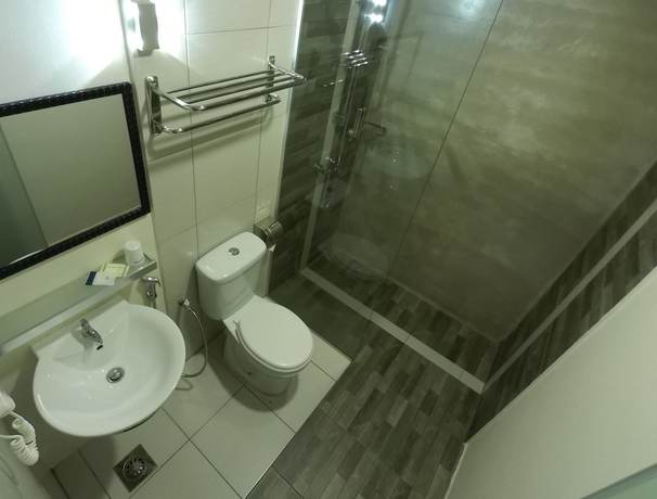 Imagen de la habitación del Hotel Baguss City. Foto 14