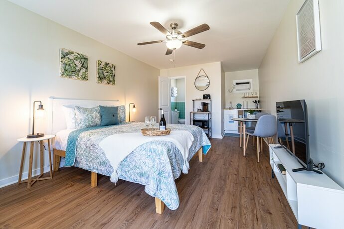 Imagen de la habitación del Hotel Bahama Breeze. Foto 17