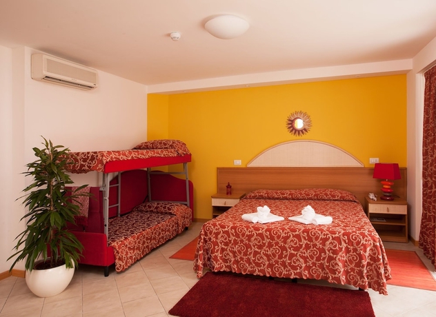 Imagen de la habitación del Hotel Bahama. Foto 8