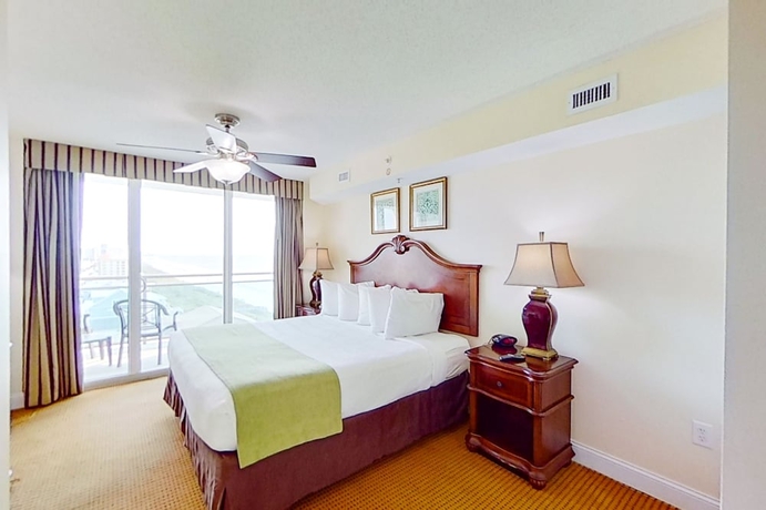 Imagen de la habitación del Hotel Bahama Sands Luxury Condominiums. Foto 7