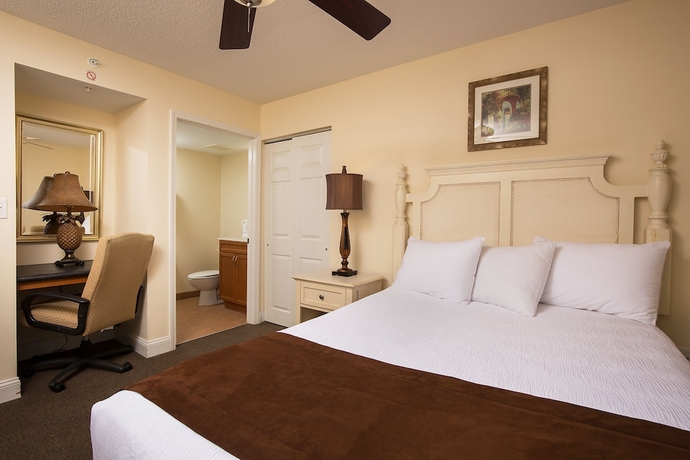 Imagen de la habitación del Hotel Bahama Sands Luxury Condominiums. Foto 13