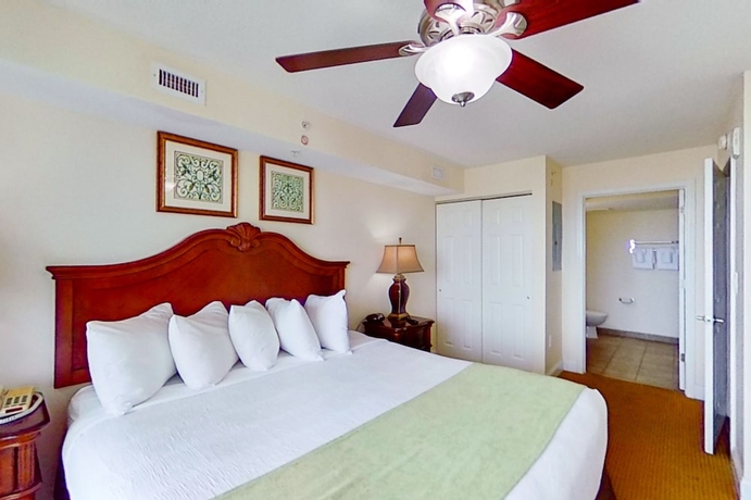 Imagen de la habitación del Hotel Bahama Sands Luxury Condominiums. Foto 14