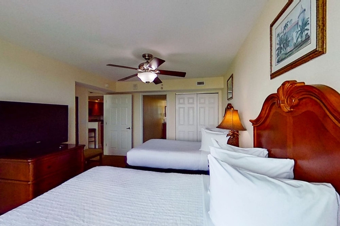 Imagen de la habitación del Hotel Bahama Sands Luxury Condominiums. Foto 18