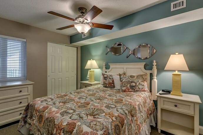 Imagen general del Hotel Bahama Sands by Condo-World. Foto 5