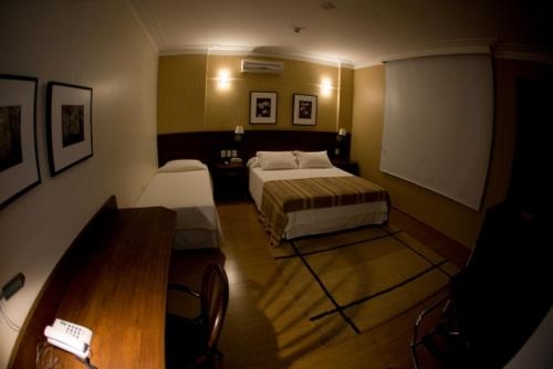 Imagen de la habitación del Hotel Bahamas, Dourados. Foto 6