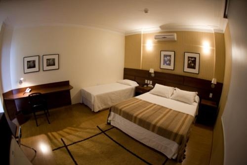 Imagen de la habitación del Hotel Bahamas, Dourados. Foto 8