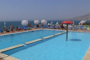 Imagen de la piscina del Hotel Bahamas, Sarande. Foto 10