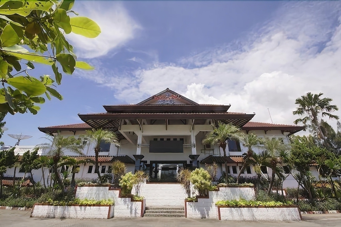 Imagen general del Hotel Bahari Inn Tegal. Foto 1