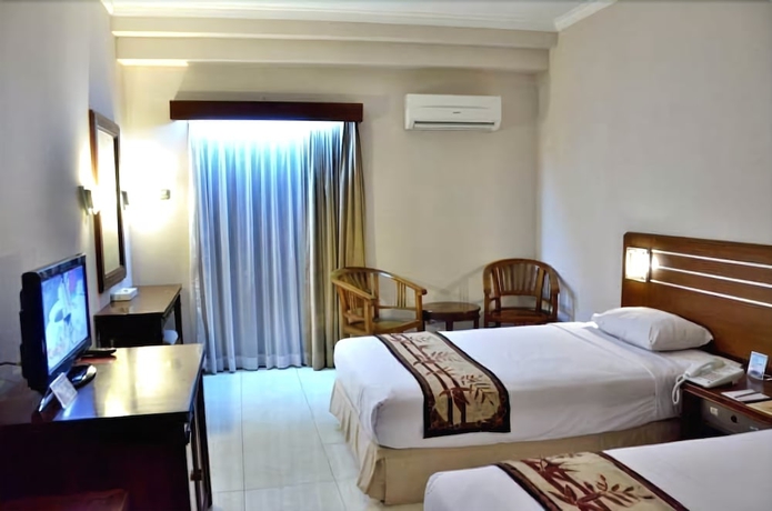 Imagen de la habitación del Hotel Bahari Inn Tegal. Foto 6