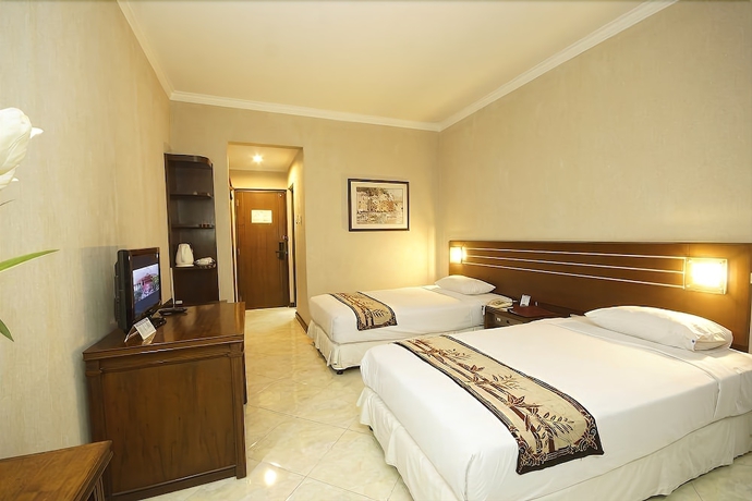 Imagen de la habitación del Hotel Bahari Inn Tegal. Foto 11