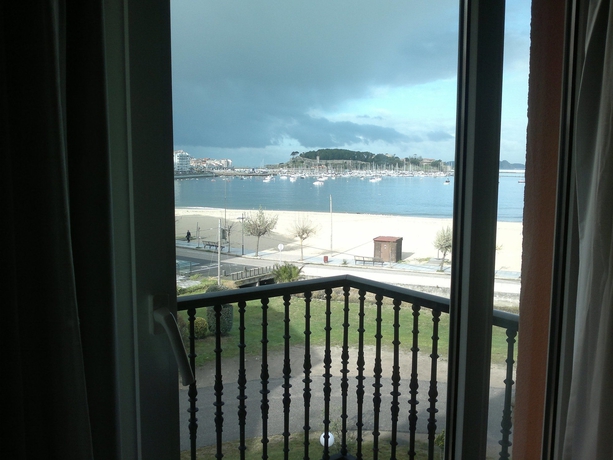 Imagen de la habitación del Hotel Bahia Bayona. Foto 5